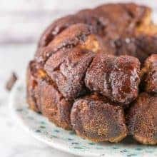 Chocolate Bubble Ring: Hershey kiss stuffed biscuits rolled in cinnamon sugar -- like a chocolate-stuffed monkey bread! #bunsenburnerbakery #bubblering #monkeybread #chocolateforbreakfast