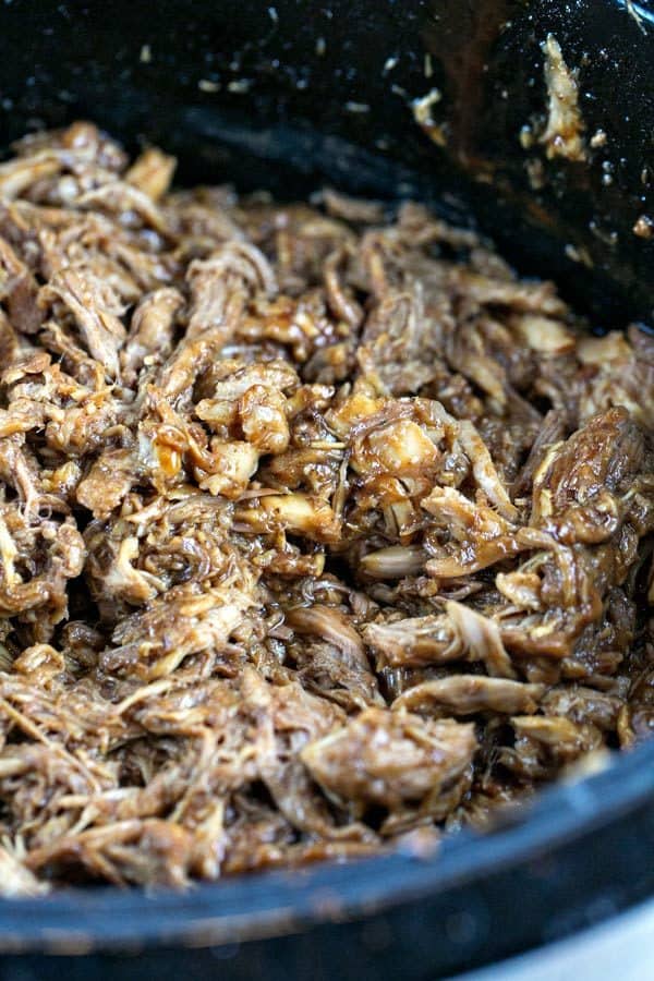 Crockpot BBQ Pulled Pork Sliders with Horseradish Dill Coleslaw: perfect for parties and football games! {Bunsen Burner Bakery} #pulledpork #slowcooker #gameday