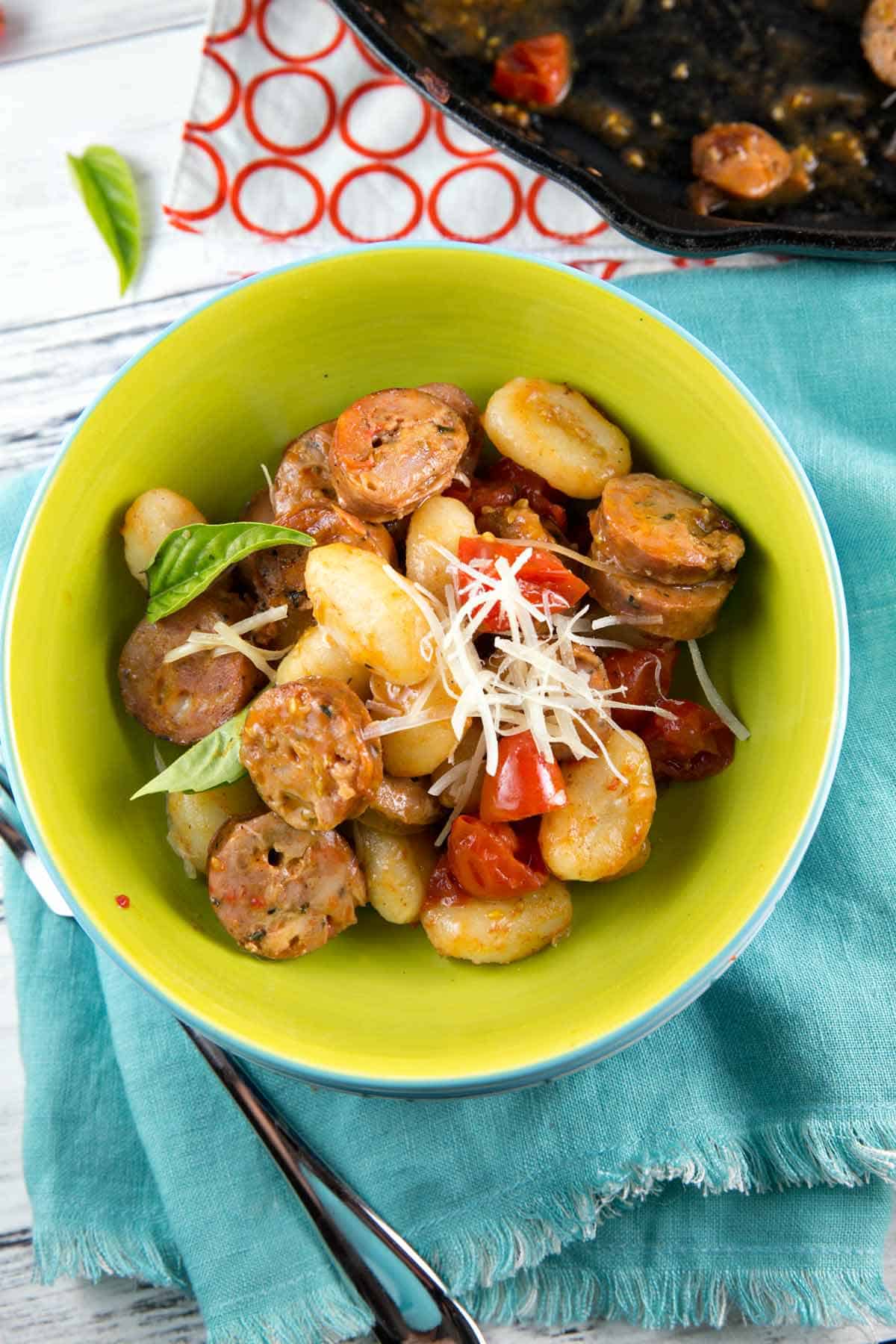 Gnocchi Skillet with Tomatoes and Sausage: easily adaptable for vegetarian, vegan, and gluten free diets, this gnocchi skillet is ready in under 20 minutes. {Bunsen Burner Bakery} #dinner #20minutemeals #glutenfree #vegetarian #vegan #gnocchi