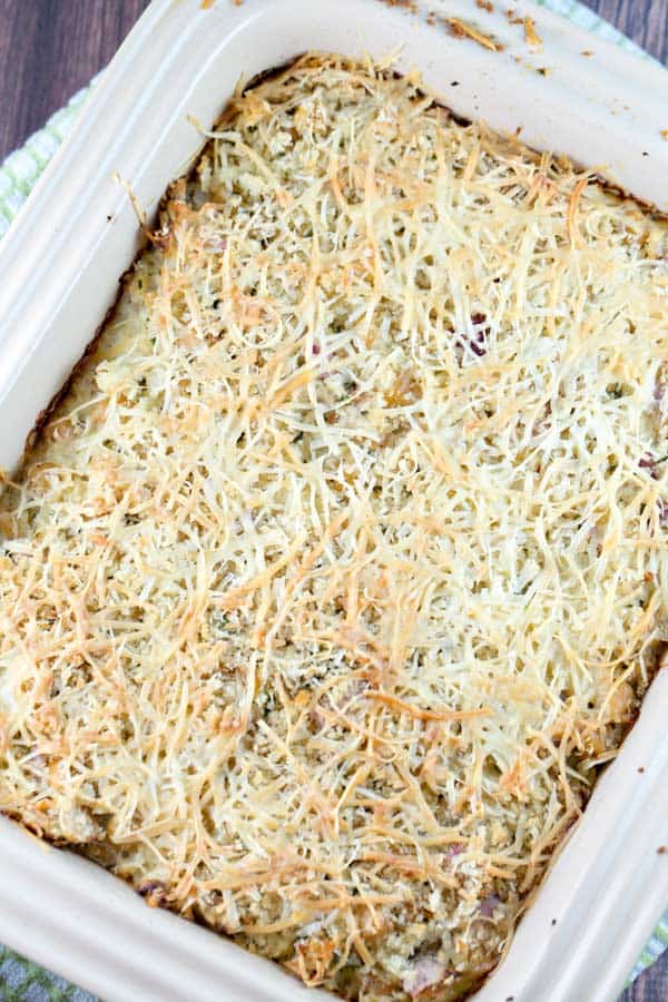 Lemon Shallot Chickpea Casserole: a hearty yet light one-dish vegetarian casserole, full of protein and fresh flavors. Freezer friendly! {Bunsen Burner Bakery} #vegetarian #dinner #casserole #chickpeas