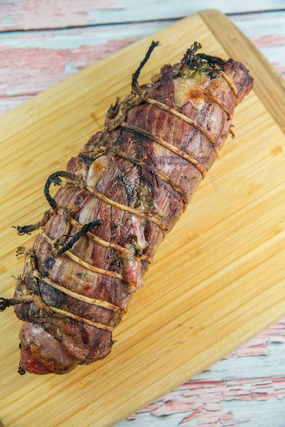 Italian Flank Steak Pinwheels: flank steak stuffed with salami and provolone, rolled tightly, and grilled. Go ahead, impress your friends - they don't have to know how easy this is. {Bunsen Burner Bakery} #flanksteak #steakpinwheels #grilling #dinner