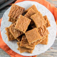 Butterscotch Blondies: time to shake up your brownie routine with these rich, buttery treats. {Bunsen Burner Bakery} #blondies #butterscotch