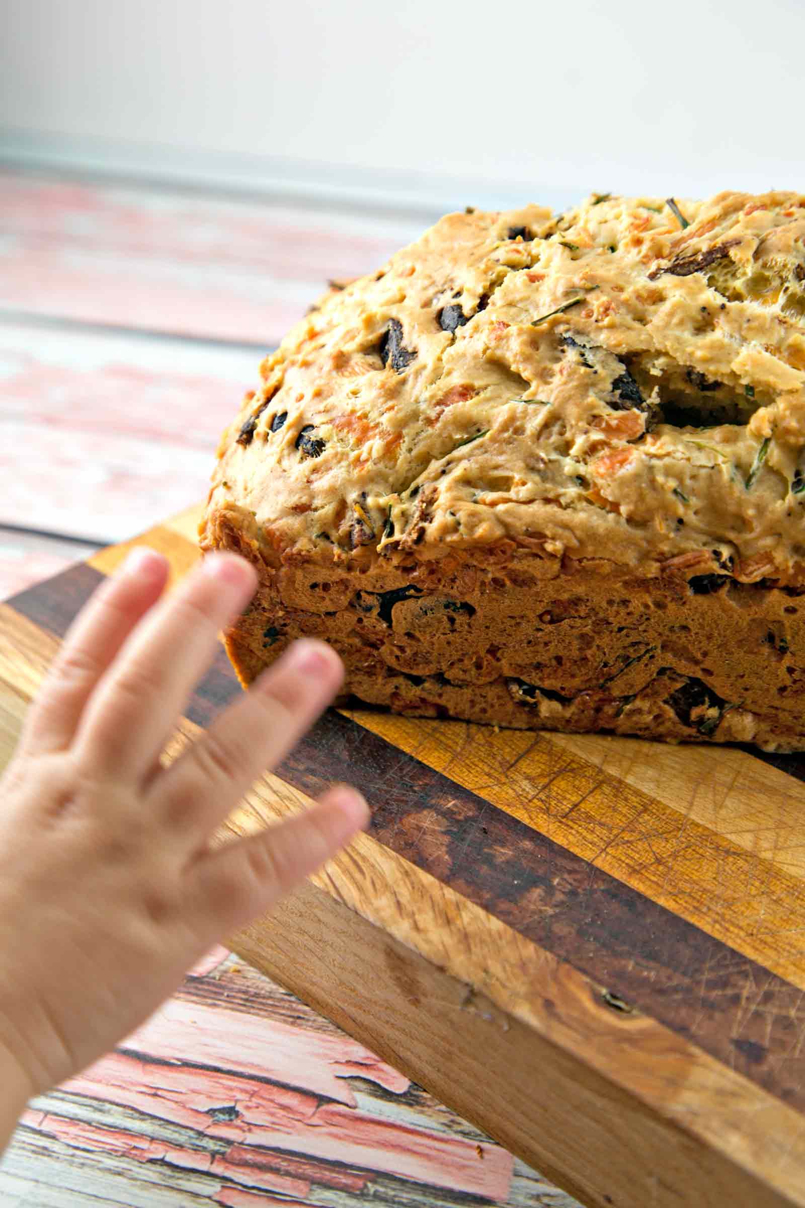 Bacon Cheddar Chive Bread: an easy quick bread, full of smoky bacon, grated cheddar, and fresh chives. {Bunsen Burner Bakery}