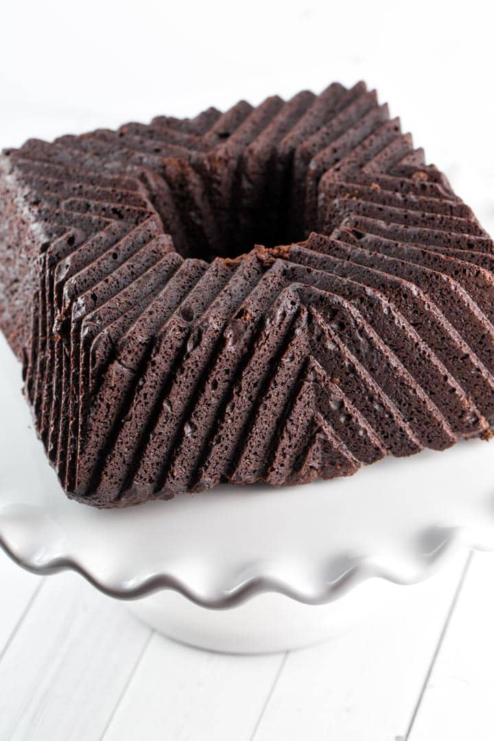 Gluten Free Chocolate Bundt Cake: The ultimate Passover-friendly, gluten free chocolate bundt cake. With a rich, deep chocolate flavor, this cake is for true chocolate aficionados! Perfect for Pesach, Easter, brunch, dessert, or any time!