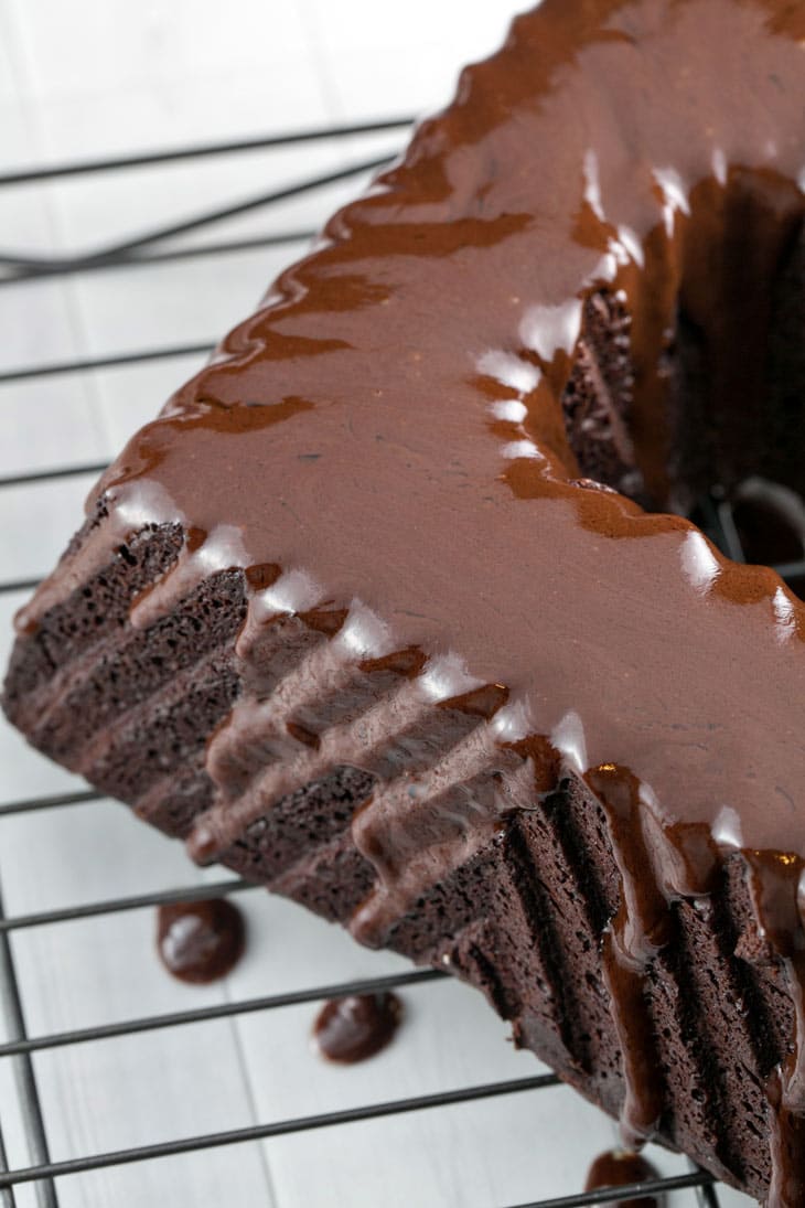 Gluten Free Chocolate Bundt Cake: The ultimate Passover-friendly, gluten free chocolate bundt cake. With a rich, deep chocolate flavor, this cake is for true chocolate aficionados! Perfect for Pesach, Easter, brunch, dessert, or any time!