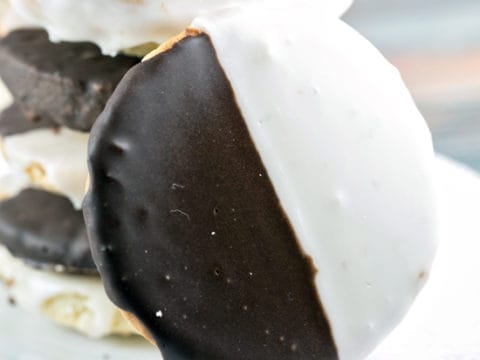 black-white-cookies-square-9Q2B5239-480x360.jpg