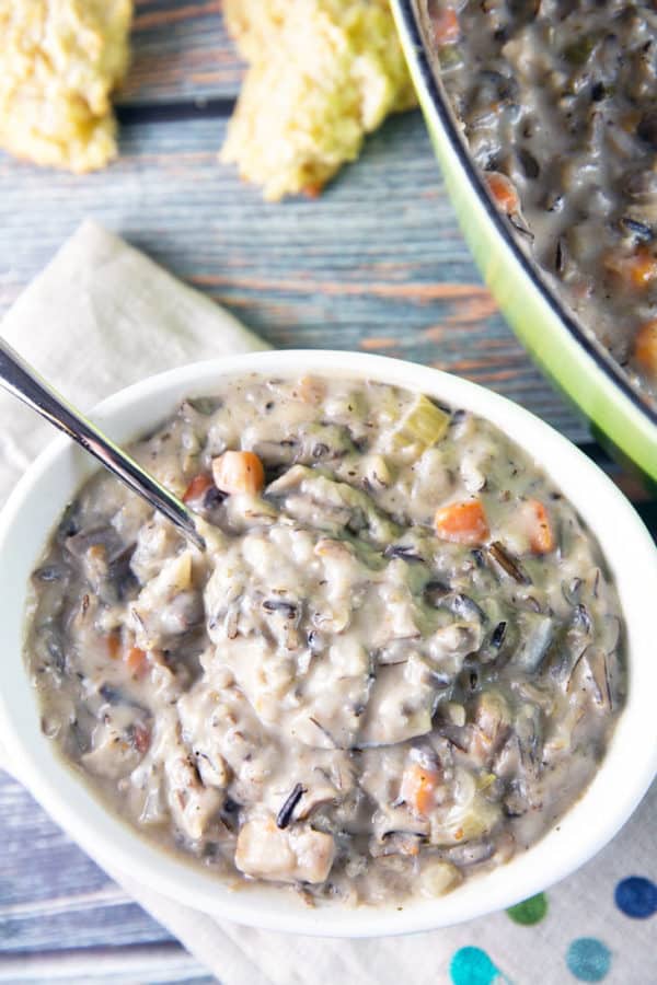 Vegetarian Mushroom and Wild Rice Soup: The ultimate hearty winter soup, this earthy, creamy soup si the perfect way to warm up all winter long. {Bunsen Burner Bakery} #soup #vegetarian #mushrooms #wildrice