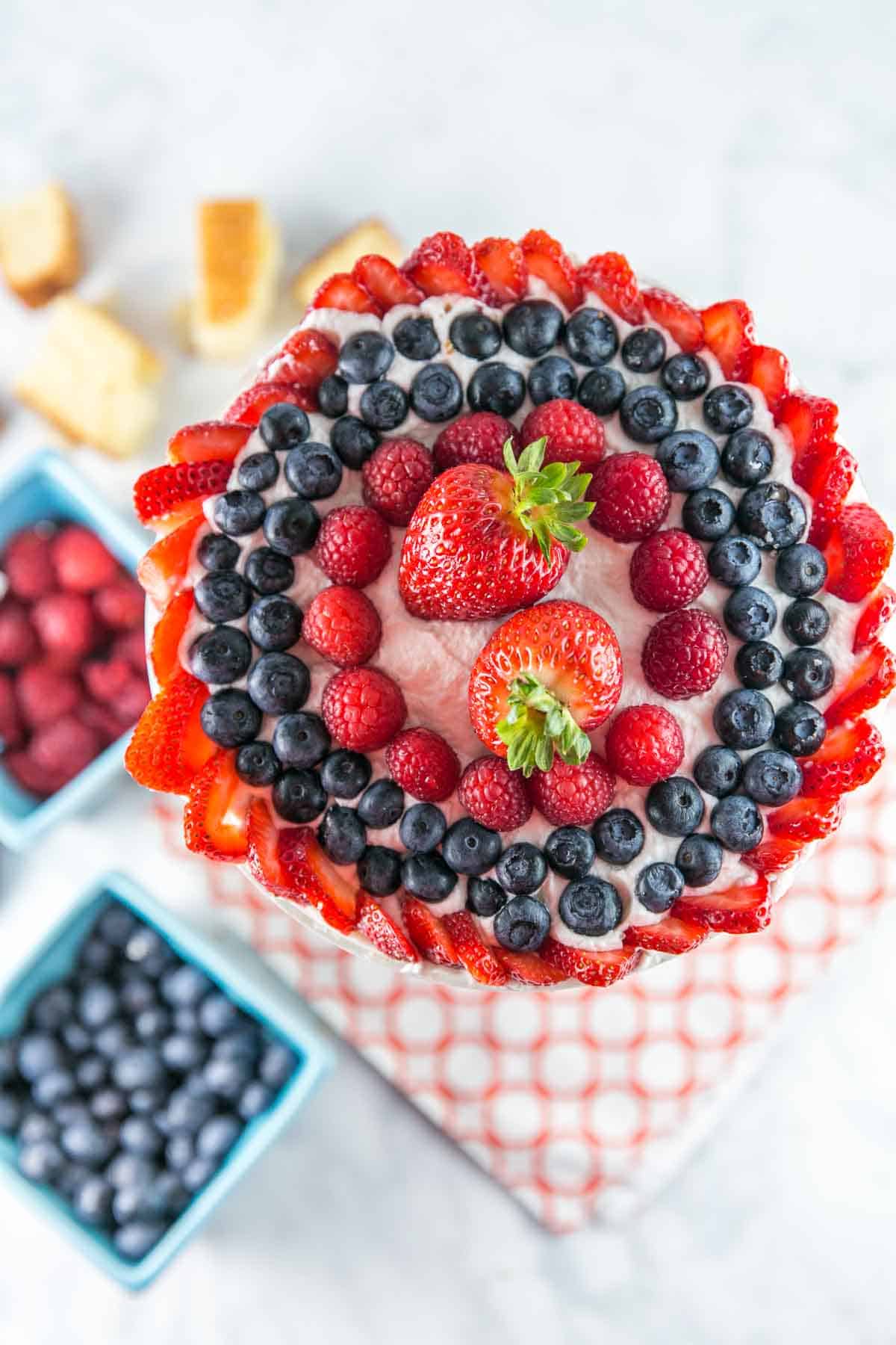 Summer Berry Trifle: Let berries shine in this easy, make ahead dessert perfect for summer entertaining. Homemade vanilla cake and lemon custard make it even better than store bought! {Bunsen Burner Bakery} #trifle #cake #berries #summerdesserts