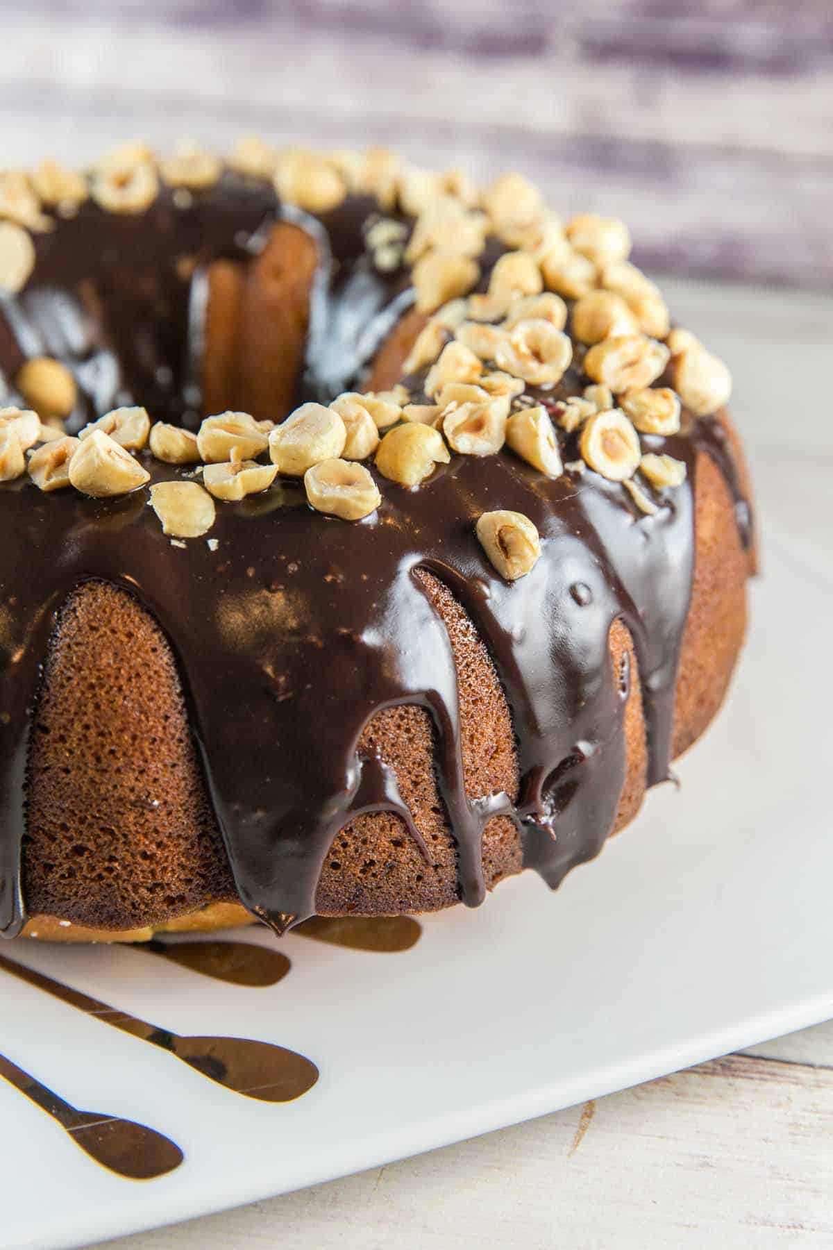 close up picture of uncut nutella bundt cake