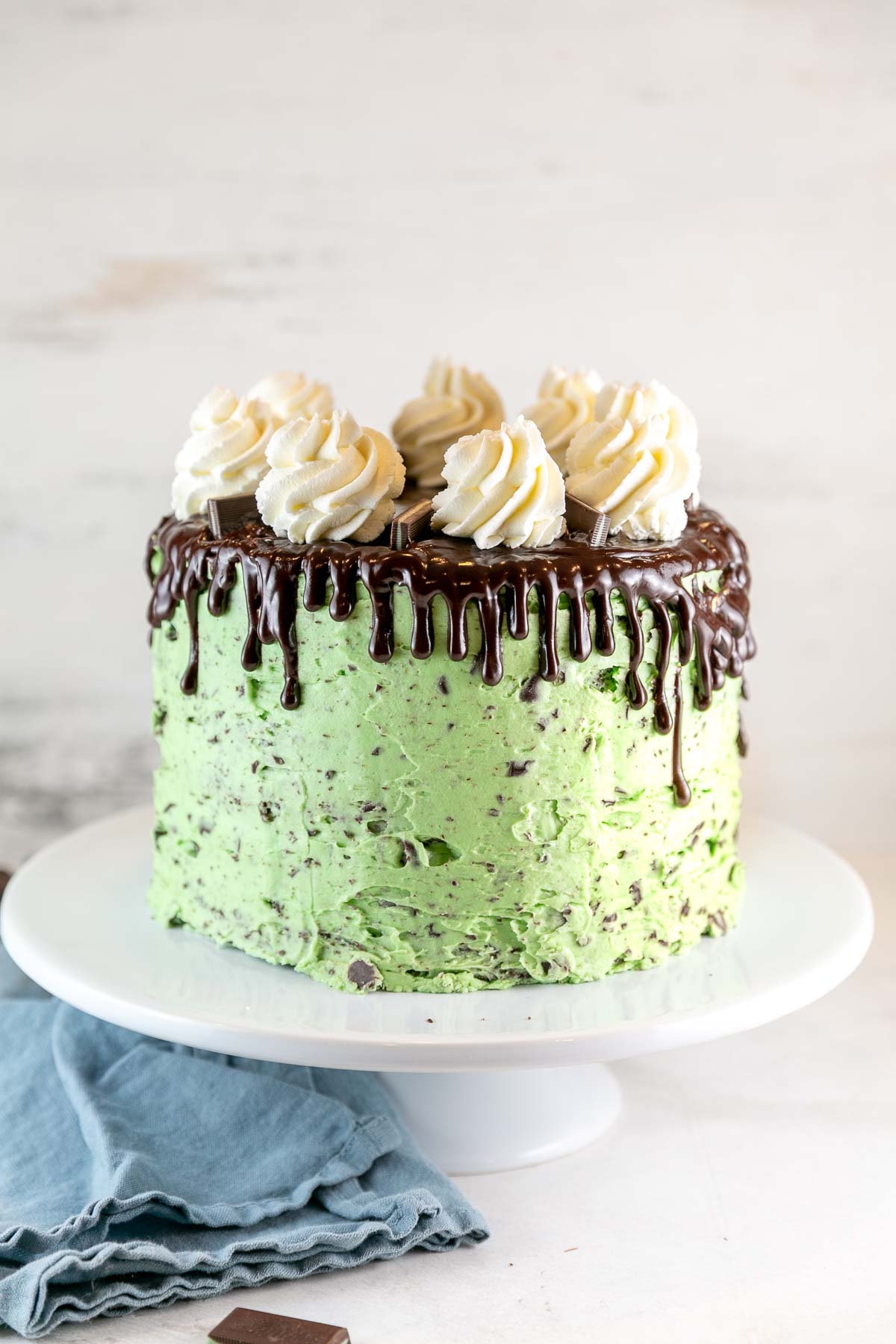 Share 135+ chocolate peppermint layer cake super hot - in.eteachers