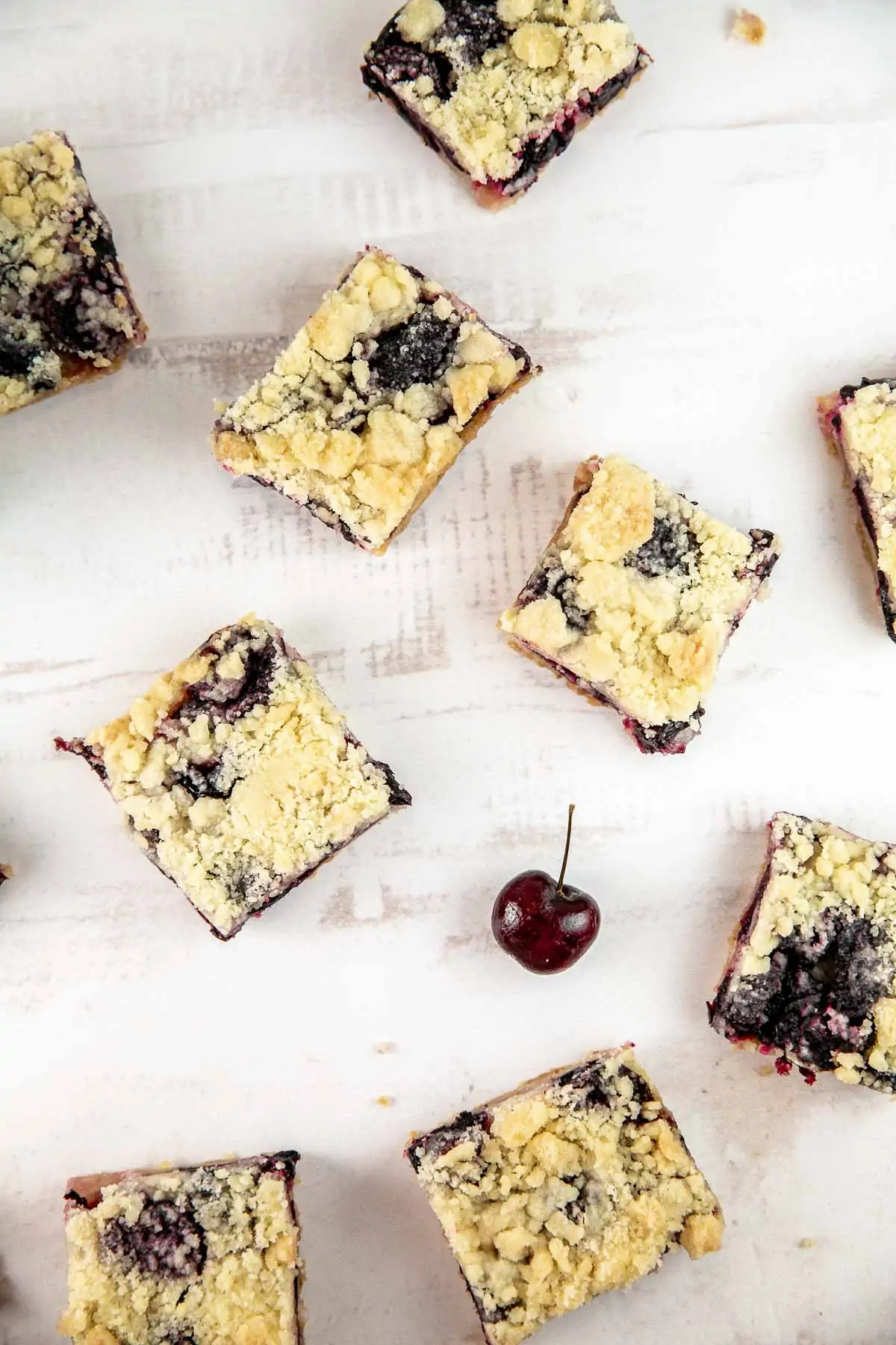 crumb bars made with fresh cherries