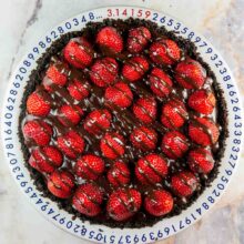 strawberry pie with an oreo crust and brownie bottom