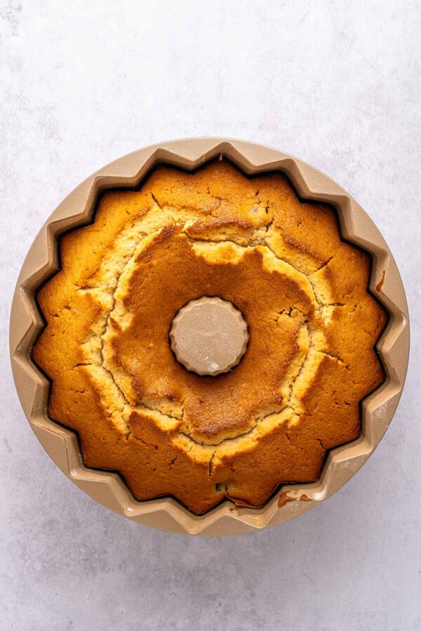 freshly baked cake still in the bundt pan.